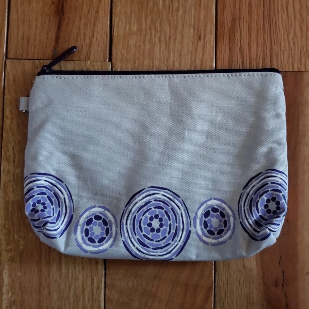 NIP Thirty-One Mini Zipper Pouch - Grey w/ Geo Pop